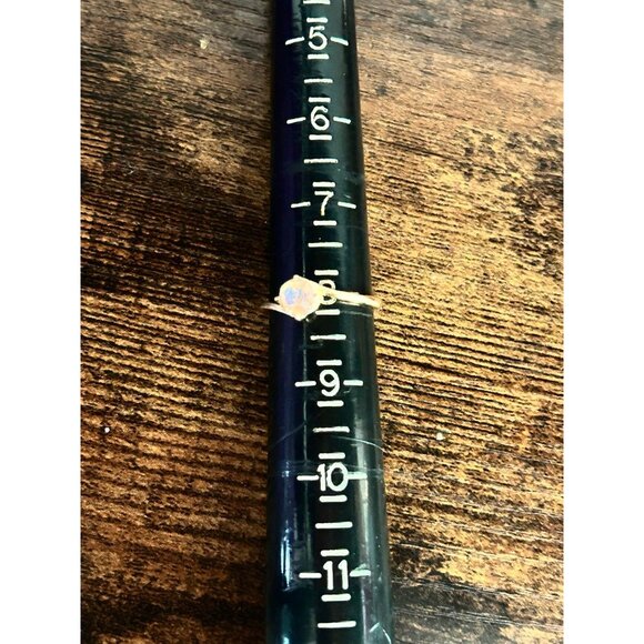 Round Stone Gold Color Ring - Picture 4 of 4